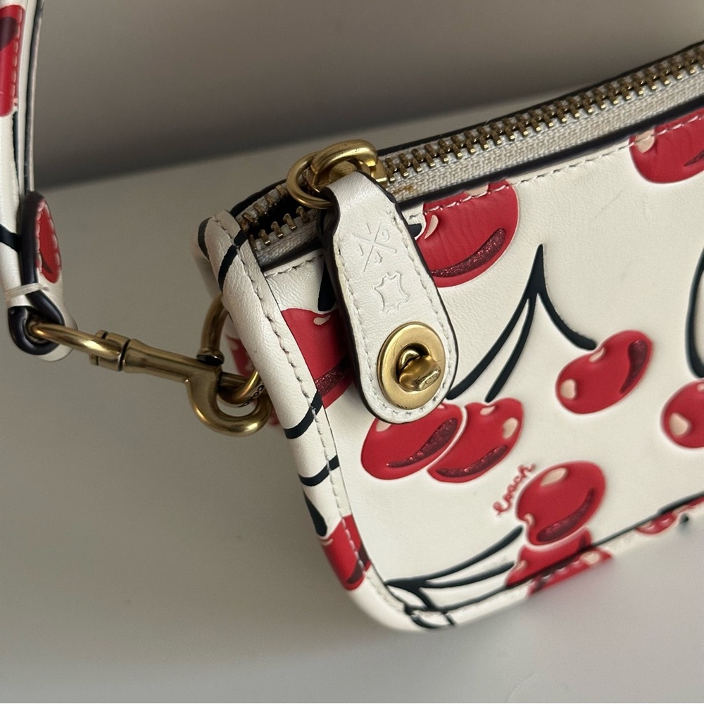Coach Swinger Bag 20 with Cherry Print - Picture 6 of 9